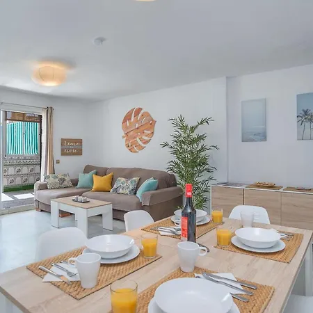 Las Mercedes Penthouse - A Un Paso Del Centro Y La Playa! 公寓